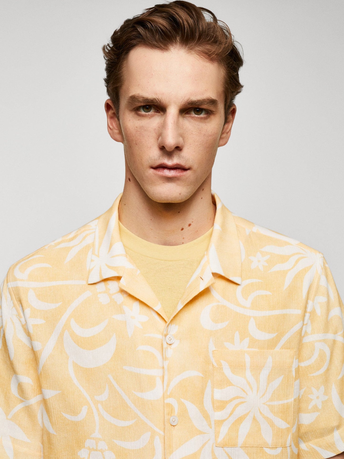 100% cotton Hawaiian-print shirt