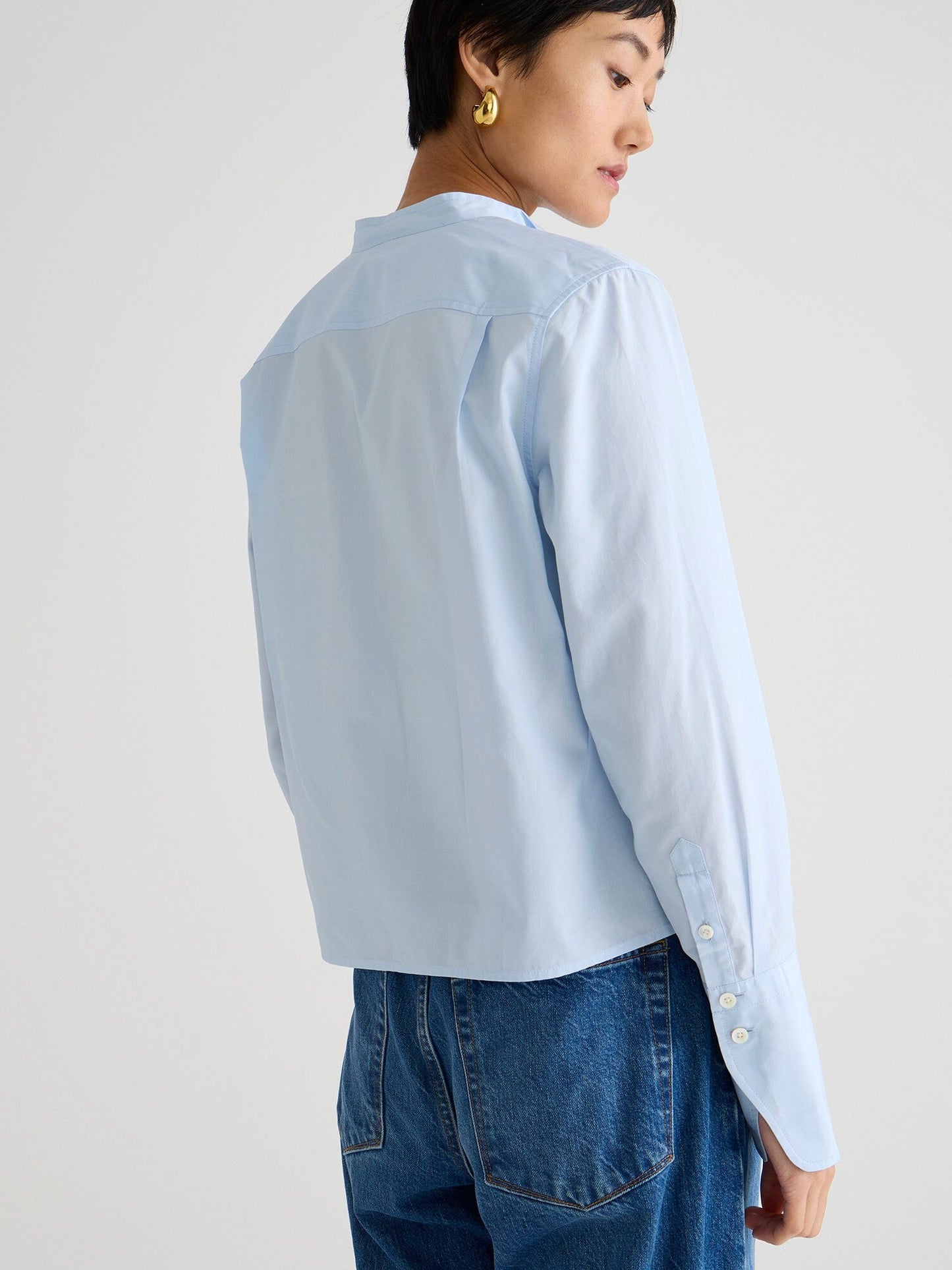 Cropped shirt in end-on-end cotton